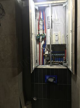 Люк под плитку Секрет 3.0, 2 створки 1050*500 Люк под плитку Секрет 3.0, 2 створки 1050*500